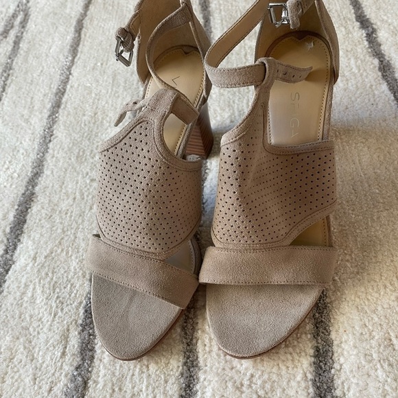 New - Via Spiga  shoes - Picture 6 of 8